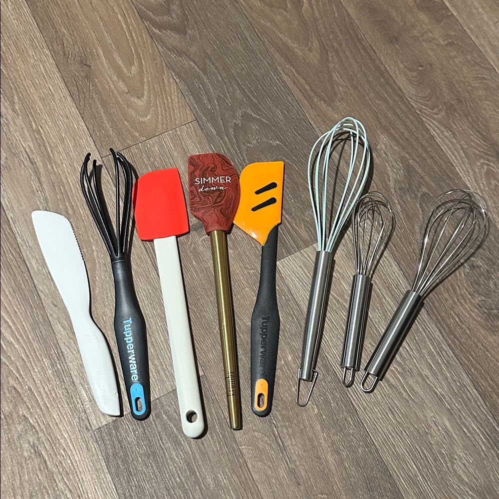 Assorted Kitchen Utensils Set